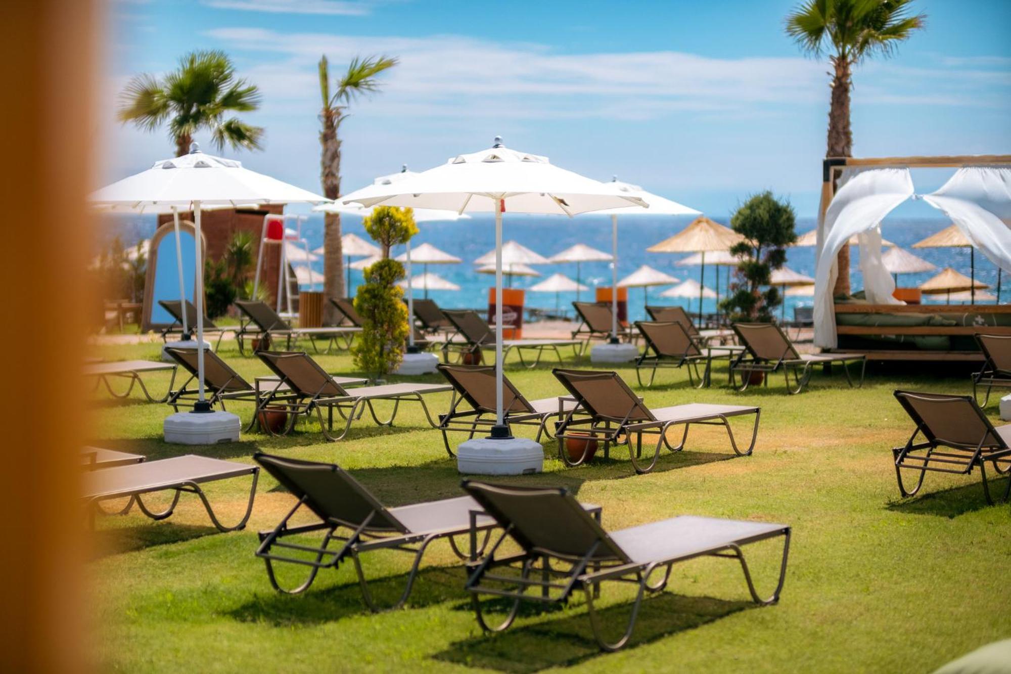 Assos Troy Beach Hotel Exterior foto